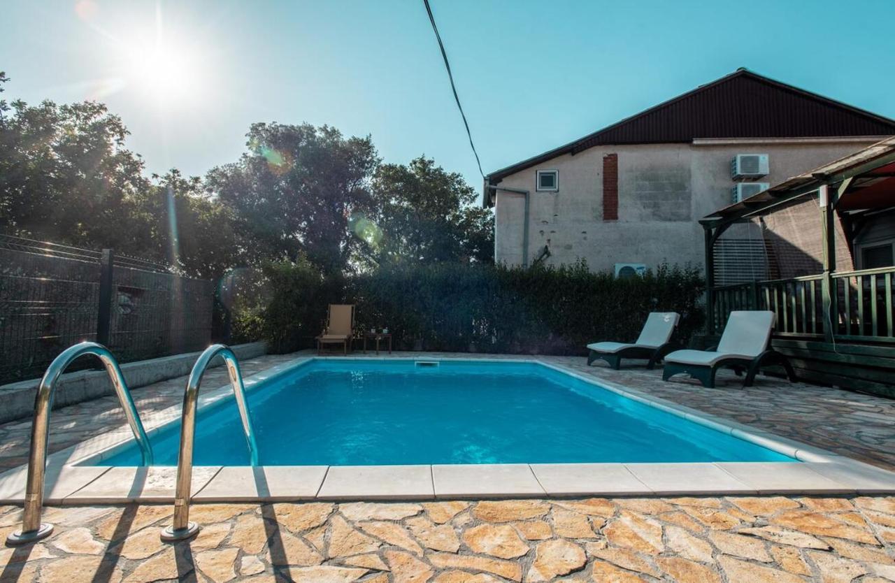 Family Friendly Apartments With A Swimming Pool Pakostane, Biograd - 18980 ภายนอก รูปภาพ