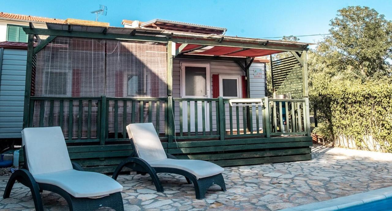 Family Friendly Apartments With A Swimming Pool Pakostane, Biograd - 18980 ภายนอก รูปภาพ