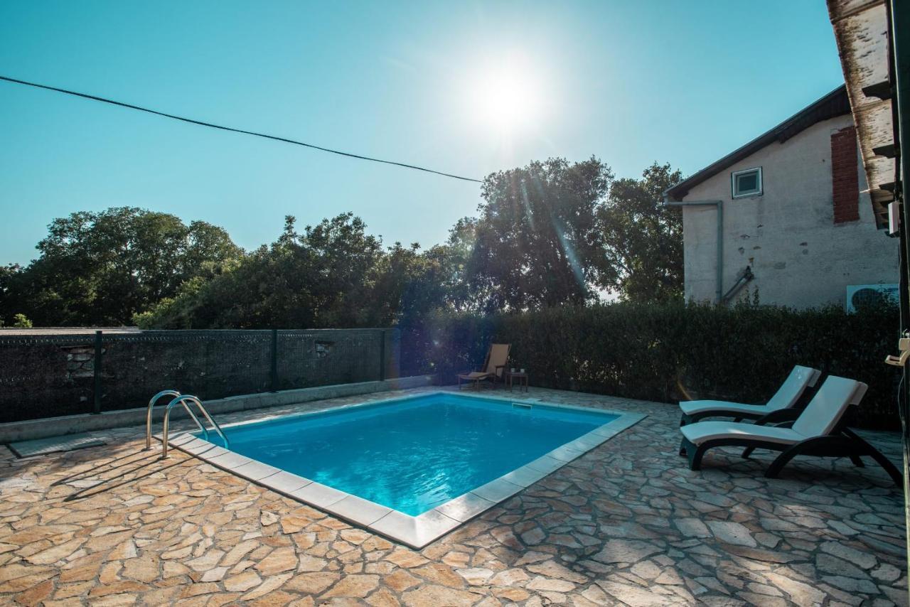 Family Friendly Apartments With A Swimming Pool Pakostane, Biograd - 18980 ภายนอก รูปภาพ